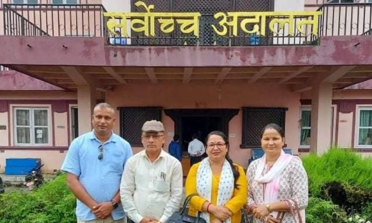 माओवादीले कारबाही गरेका कैलालीका ४ जनप्रतिनिधिको पद सर्वोच्चद्वारा थमौती