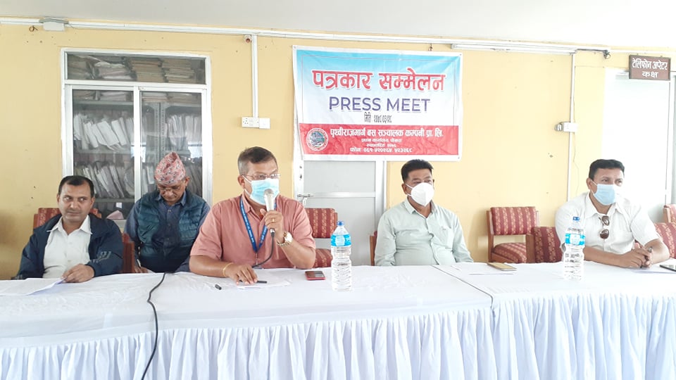 यातायात व्यवसायीले लकडाउन नटेर्ने, बुधबारदेखि गाडी निकाल्ने तयारी