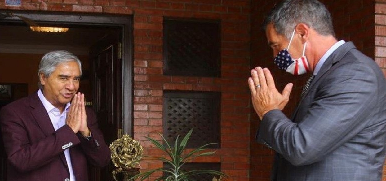नेपालमा नयाँ सरकार : परमादेशदेखि बधाईसम्मका फरक दृश्य