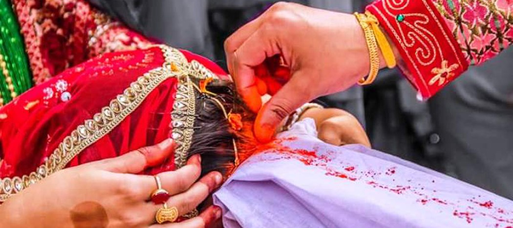 विद्यालय पढ्दा-पढ्दै बिहे, कलिलैमा आमा