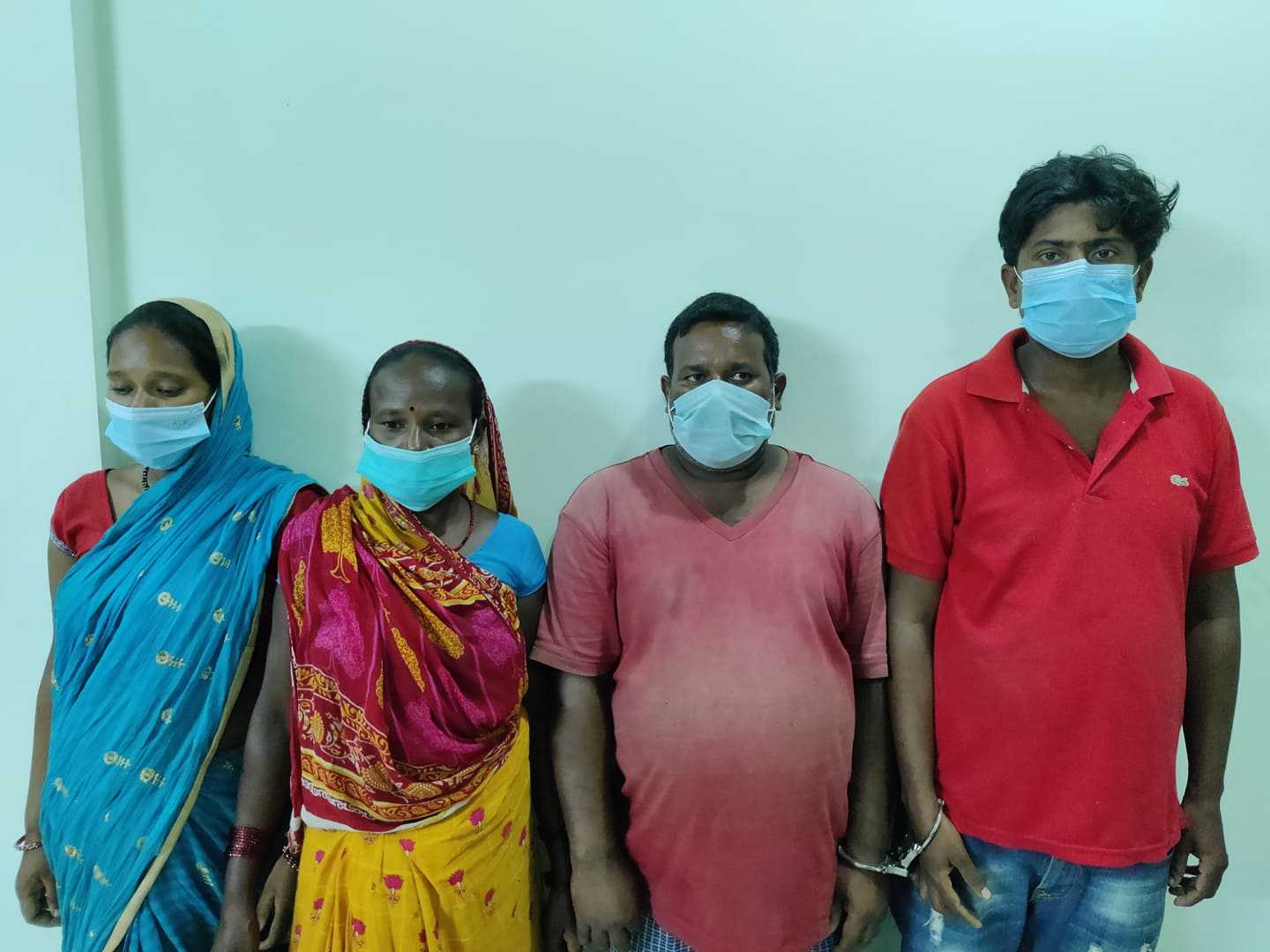 नवजात शिशुको हत्या आरोपमा आमाबुबासहित चार पक्राउ
