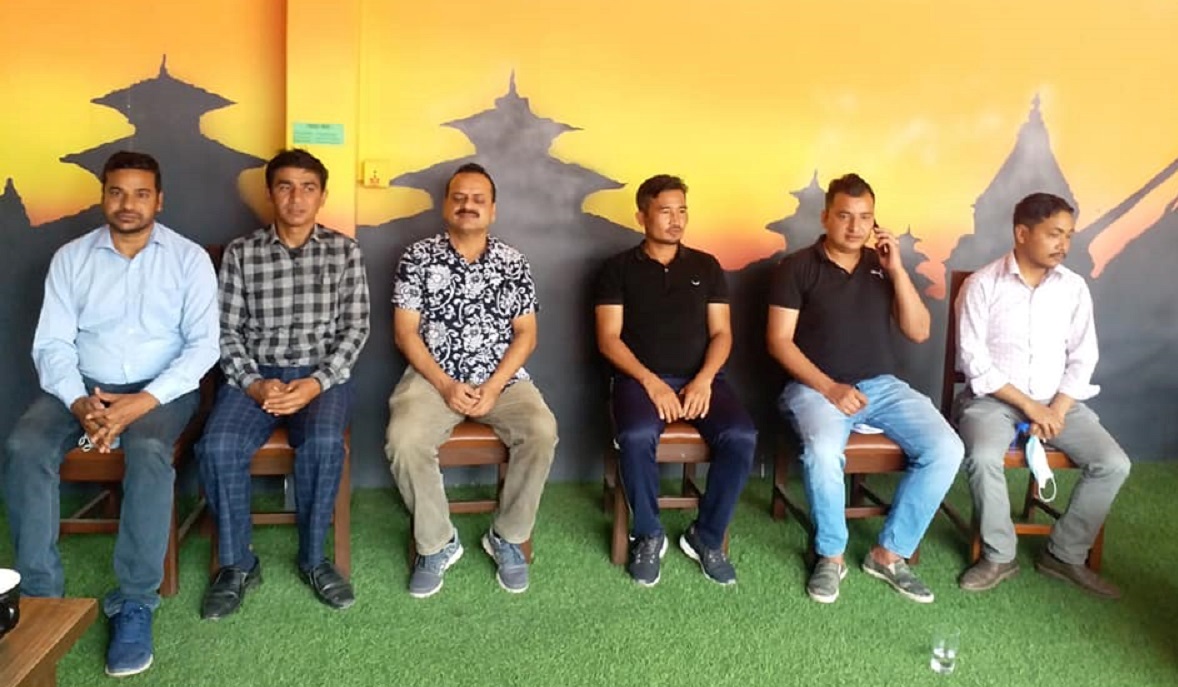चिकित्सा शिक्षा आयोगको प्रवेश परीक्षा पुन: गराउन सत्तारूढ विद्यार्थी संगठनहरूको माग