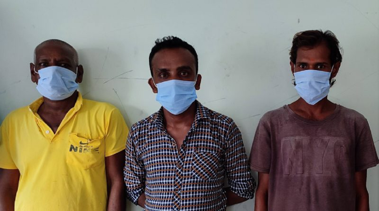 बिचौलियाको आरोपमा तीनजना पक्राउ