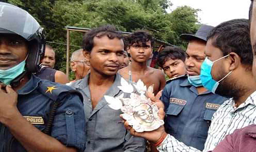 चोरी भएको छिन्‍नमस्ताको मुकुटसहित पक्राउ