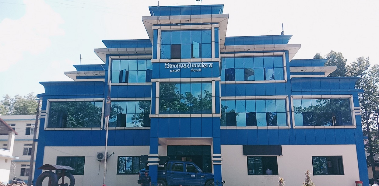 पैसा लिएर जुवाडे भगाएको आरोपमा पाँच प्रहरी निलम्बित
