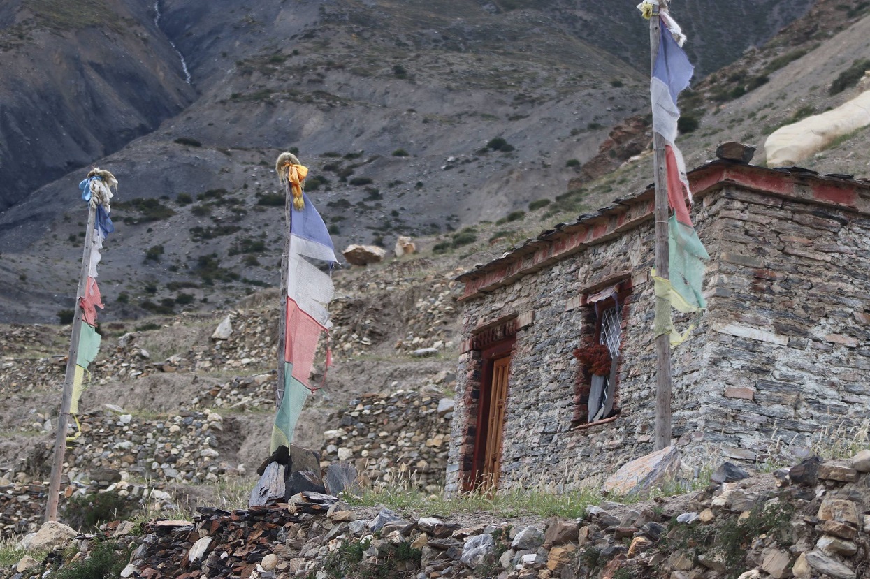 विद्यार्थी नै नभएका स्कूलका शिक्षकलाई तलब