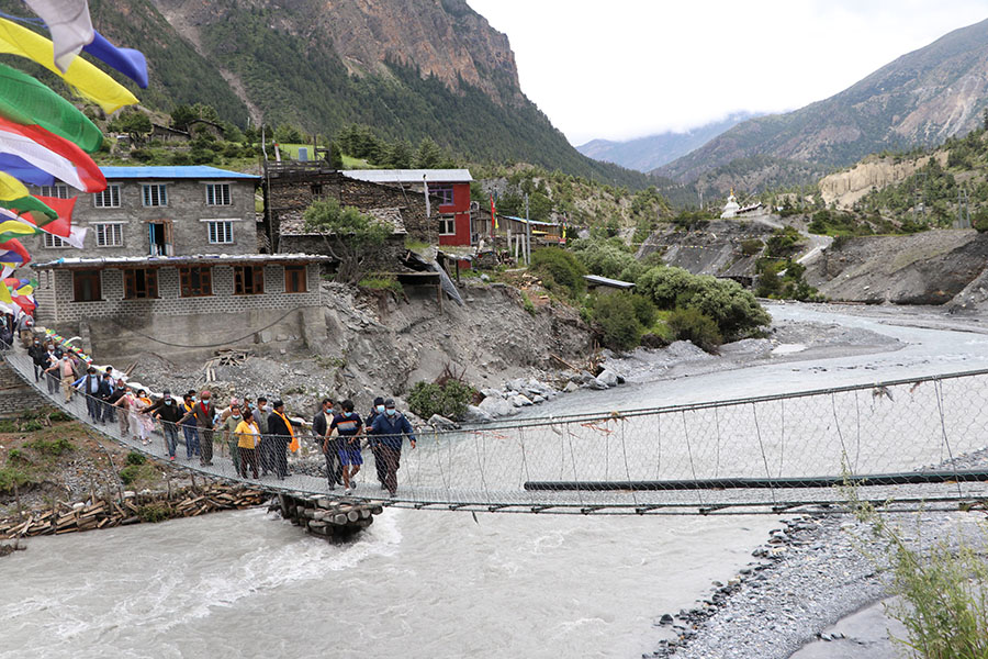 सङ्कटग्रस्त मनाङ पुगेको निरीक्षण टोलीको निष्कर्ष : दीर्घकालीन समाधानको खाँचो