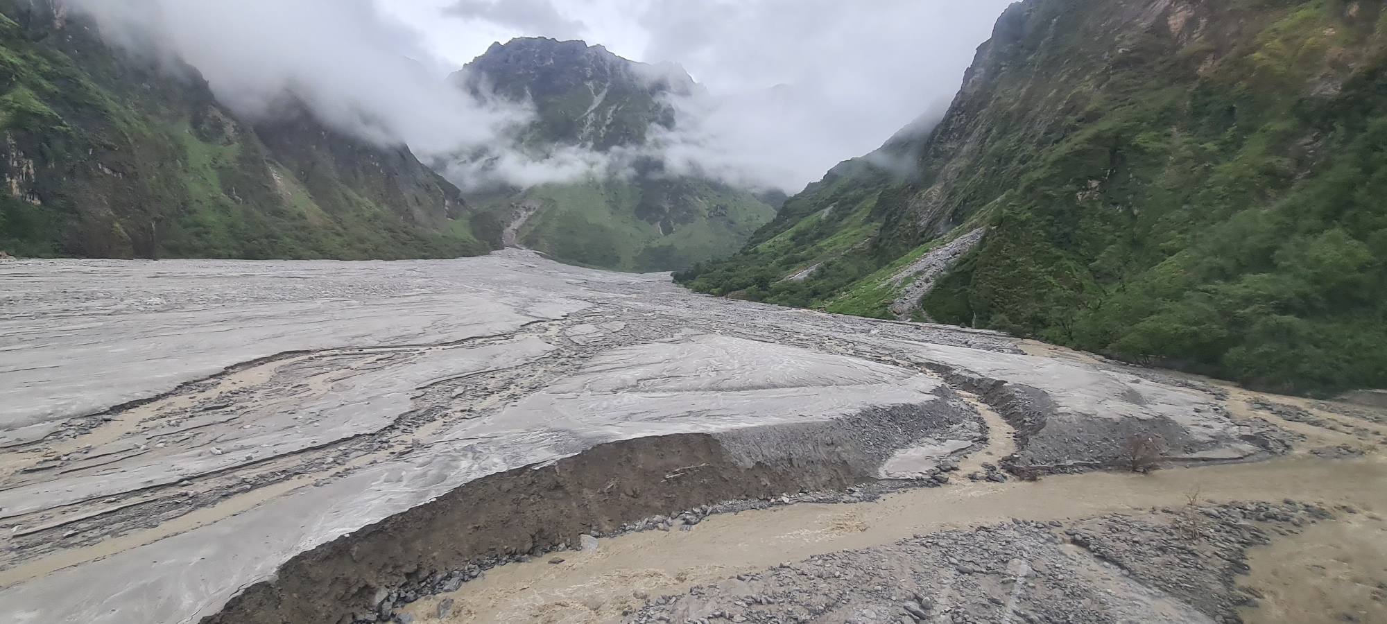 मेलम्चीमा किन गयो लेदोसहितको बाढी ? यस्तो छ विज्ञको आंकलन