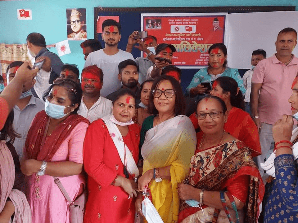 मोरङका २ स्थानीय तहमा एमालेकाे वडा अधिवेशन स्थगित