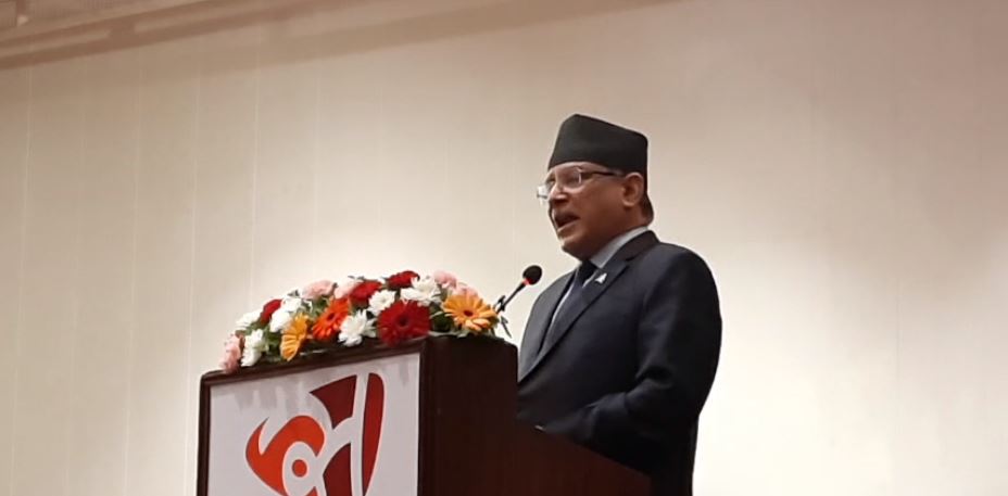 आफ्नै खुट्टामा उभिएर चुनाव जित्नुपर्छ : प्रचण्ड
