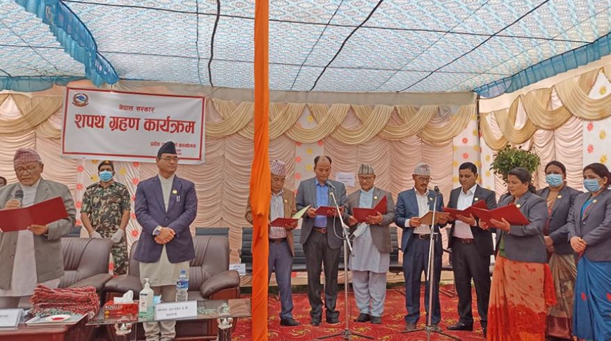 लुम्बिनी प्रदेश : नवनियुक्त मन्त्रीहरूले लिए शपथ
