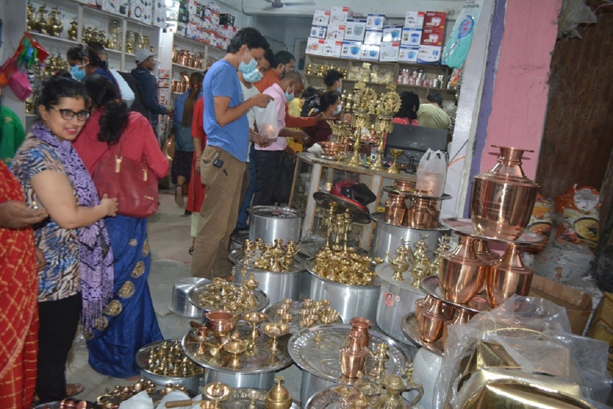 विराटनगरमा मनाइयो धन्वन्तरि त्रयोदशी (तस्बिरहरू)