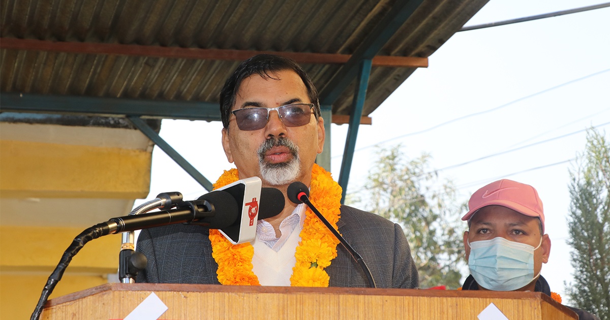 स्रोतको व्यवस्थापन गर्न नसक्दा गरिबी बेहोरिरहेका छौँ : अर्थमन्त्री शर्मा