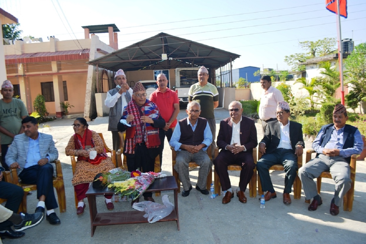 बिदाइ हुँदै गर्दा प्यासीले भने- केही समय नातिनातिना खेलाएर बस्छु