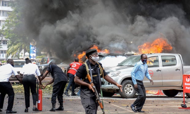 युगान्डाको संसद् बाहिर आत्मघाती हमला, ३ जनाको मृत्यु