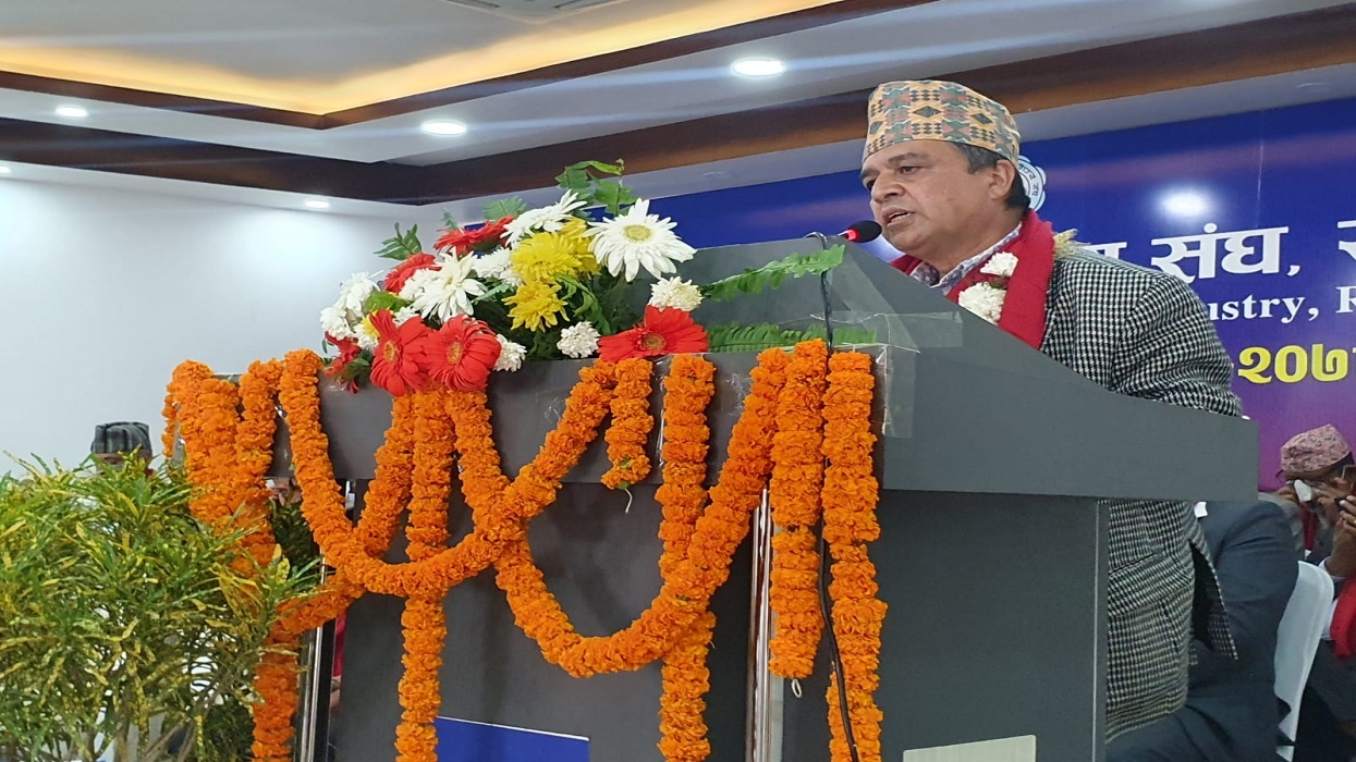 आर्थिक दृष्टिकोण समान बनाउन सबै राजनीतिक दललाई ढकालको आग्रह