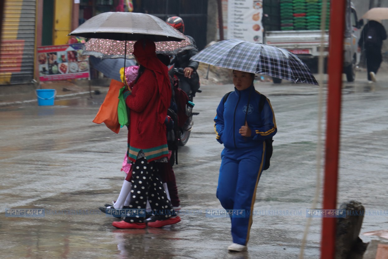 हिउँदे वर्षाले जनजीवन प्रभावित (तस्बिरहरू)