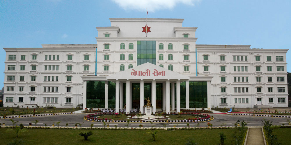 सेनाले माग्यो डाक्टर, इन्जिनियरदेखि पुजारीसम्म (विज्ञापनसहित)