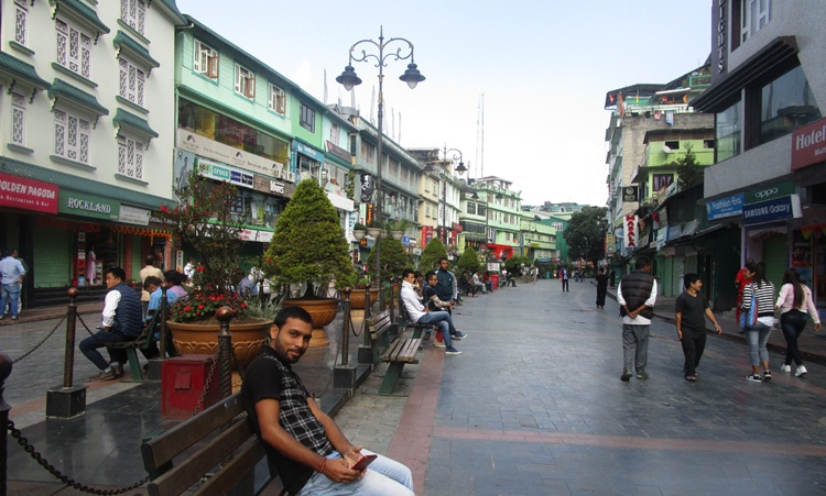 सिक्किममा आजदेखि विदेशी पर्यटकलाई प्रवेश निषेध