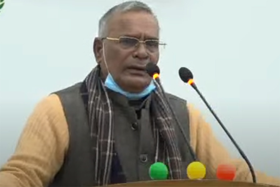प्रदेश २ प्रदेश सभा बैठक : नाममाथिकाे मतदान राेक्न माग