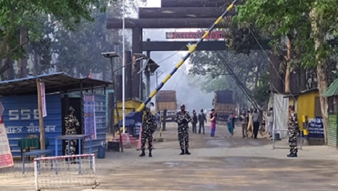सीमा नाकाबाट भित्रिनेको व्यवस्थापन गर्न हैरानी