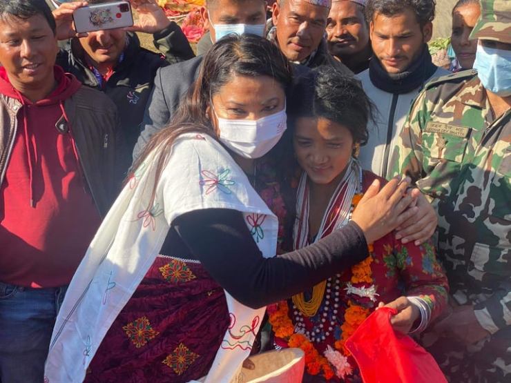 राउटे फकाउन मन्त्री झाँक्रीले गाँसिन् मितेरी साइनो