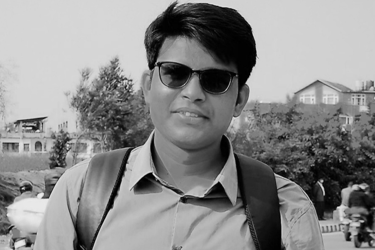 पत्रकार एलबी विश्वकर्मालाई ५१ हजार राशीकाे मरणोपरान्त सहयात्रा सम्मान