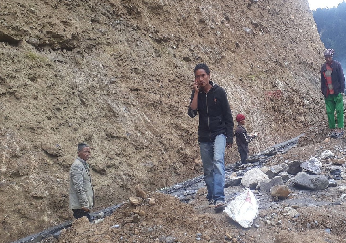 मुस्ताङ जाने बाटो दैनिक ६ घण्टा बन्द हुने