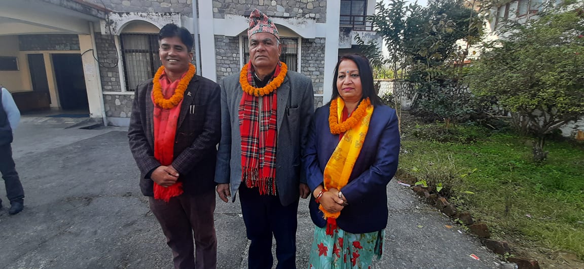 गण्डकीबाट एमालेका तीन जनाको उम्मेदवारी दर्ता