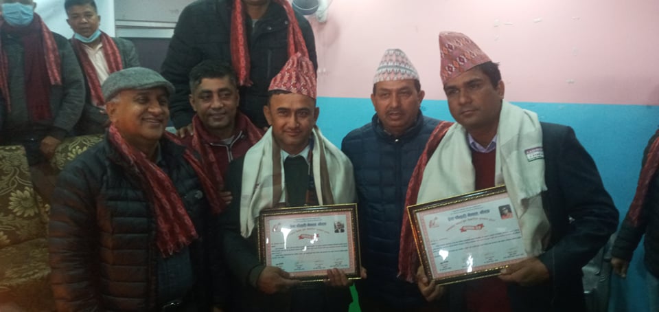 कृष्णप्रसाद सिग्देल स्मृति युवा पत्रकारिता पुरस्कार भण्डारी र अधिकारीलाई