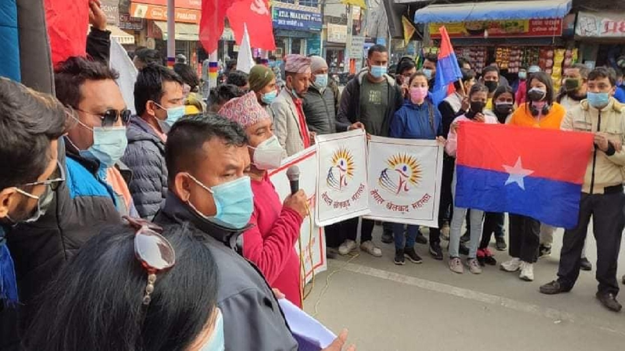 प्रदेश १ मा मन्त्रालय बढाएकोप्रति एमालेको विरोध