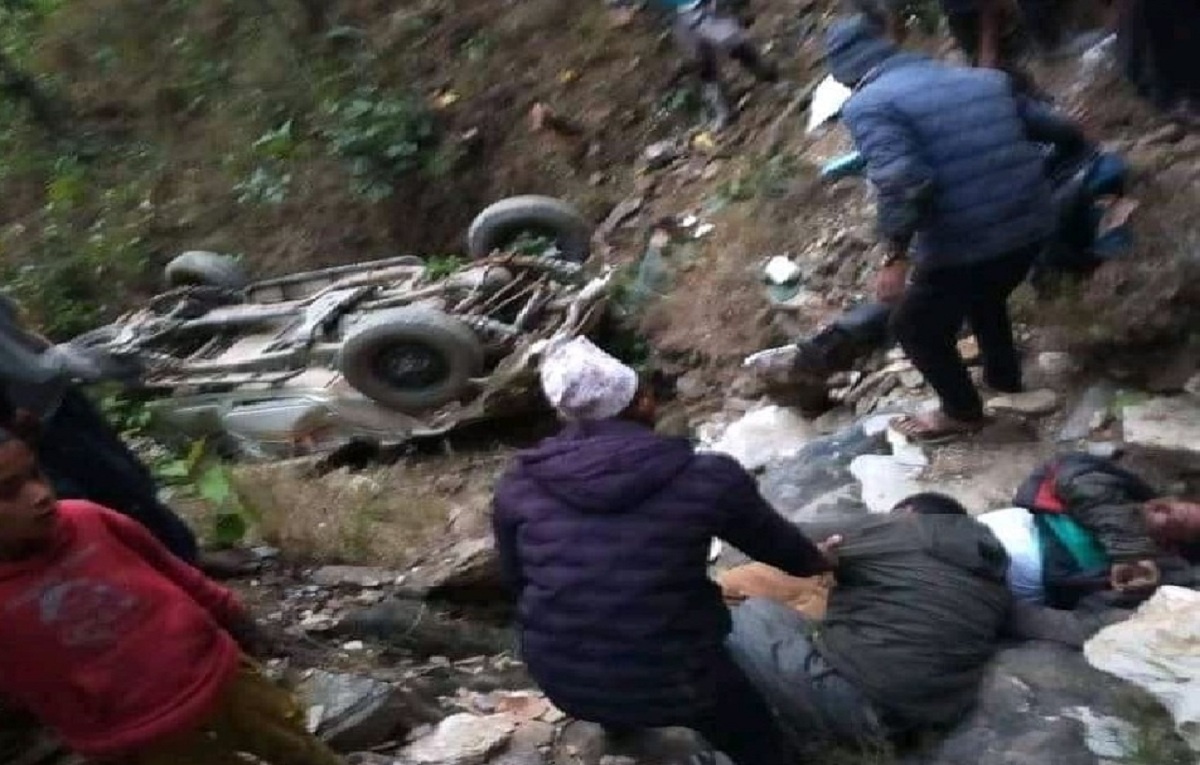 दैलेखमा जिप दुर्घटना : एकको मृत्युु, ६ घाइते