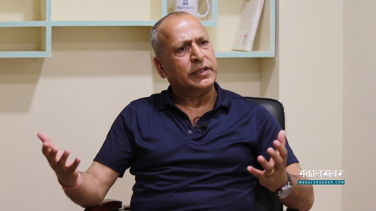 ‘रवीन्द्र मिश्रले इँटा फालेर घर बनाउने प्रयास गरे’ (भिडिओवार्ता)