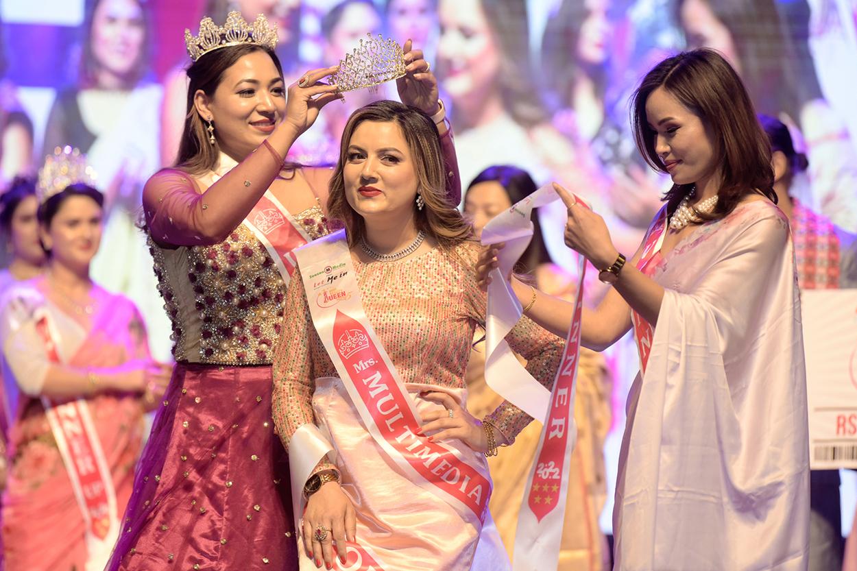 मञ्जुले जितिन् ‘मिसेस ब्यूटी क्विन’ को उपाधि