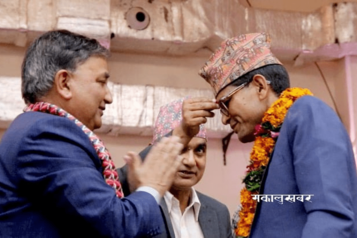 प्रमुख सचेतकबाट निलम्बित विष्ट एमालेमा प्रवेश