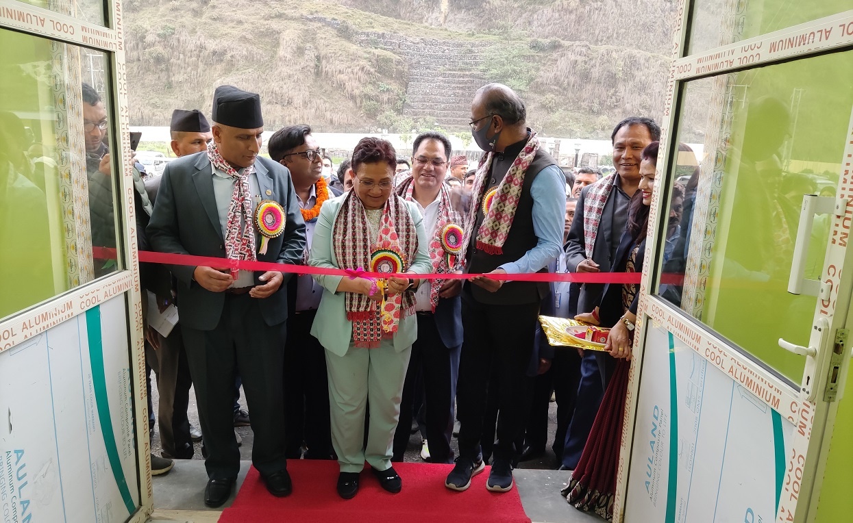 ऊर्जामन्त्रीद्वारा १३२ केभीको लाहाचोक सबस्टेसन उद्घाटन