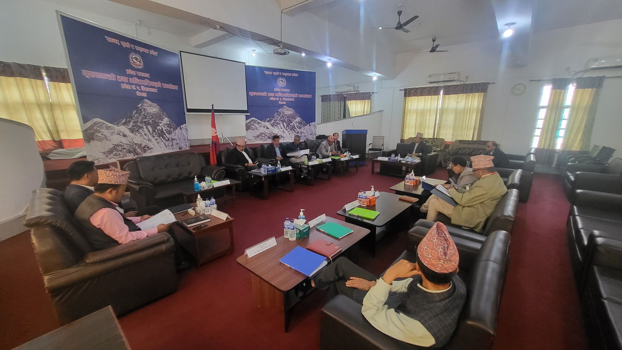 प्रदेश १ सरकारद्वारा सार्वजनिक बिदा तय