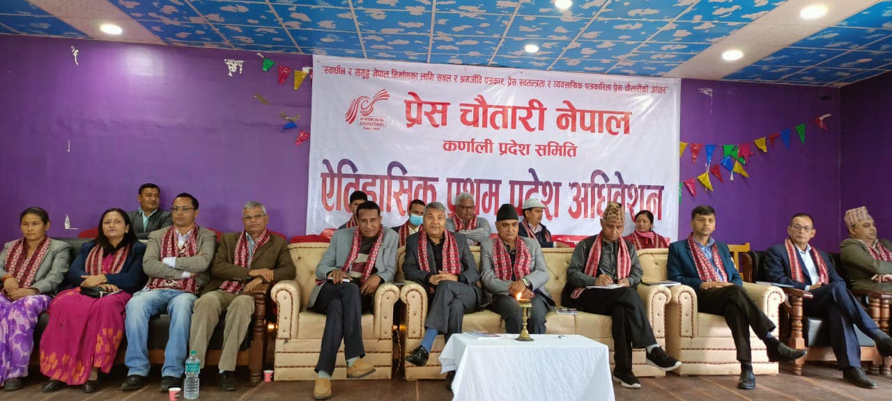 एमालेको प्रतिस्पर्धी कोही छैन : गोकुल बाँस्कोटा