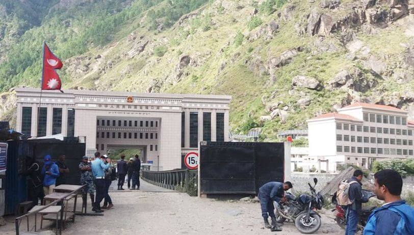 अझै खुलेन चीनसँगको नाका