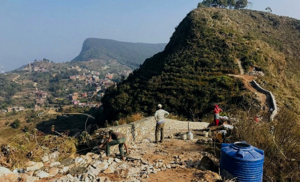 बन्दीपुर मिनी ग्रेटवालको चौध सय मिटर कार्य पूरा