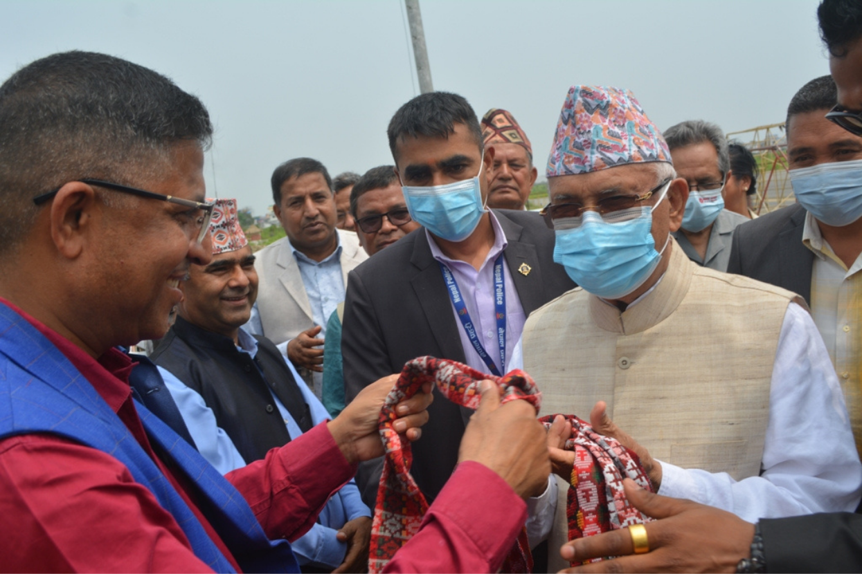 अर्थतन्त्र सुधार्न भ्रष्ट गठबन्धनको सरकार डष्टबिनमा फाल्नुपर्छ : ओली
