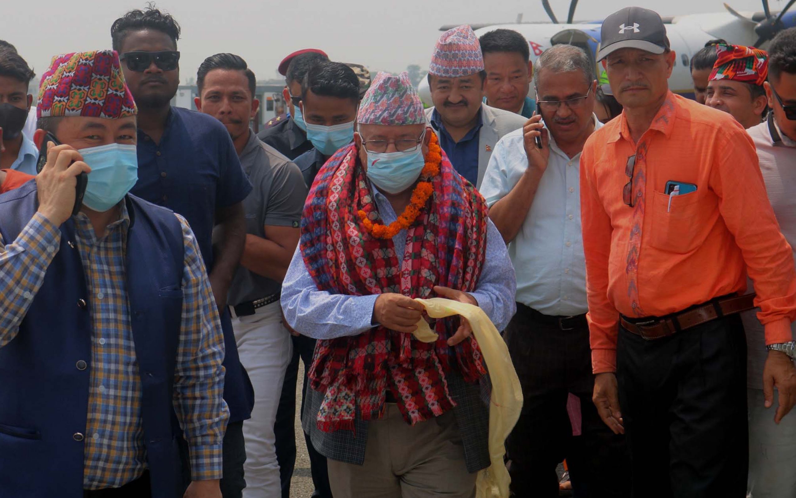 लोकतन्त्रवादी शक्ति एक भएर जानुपर्छ : अध्यक्ष नेपाल