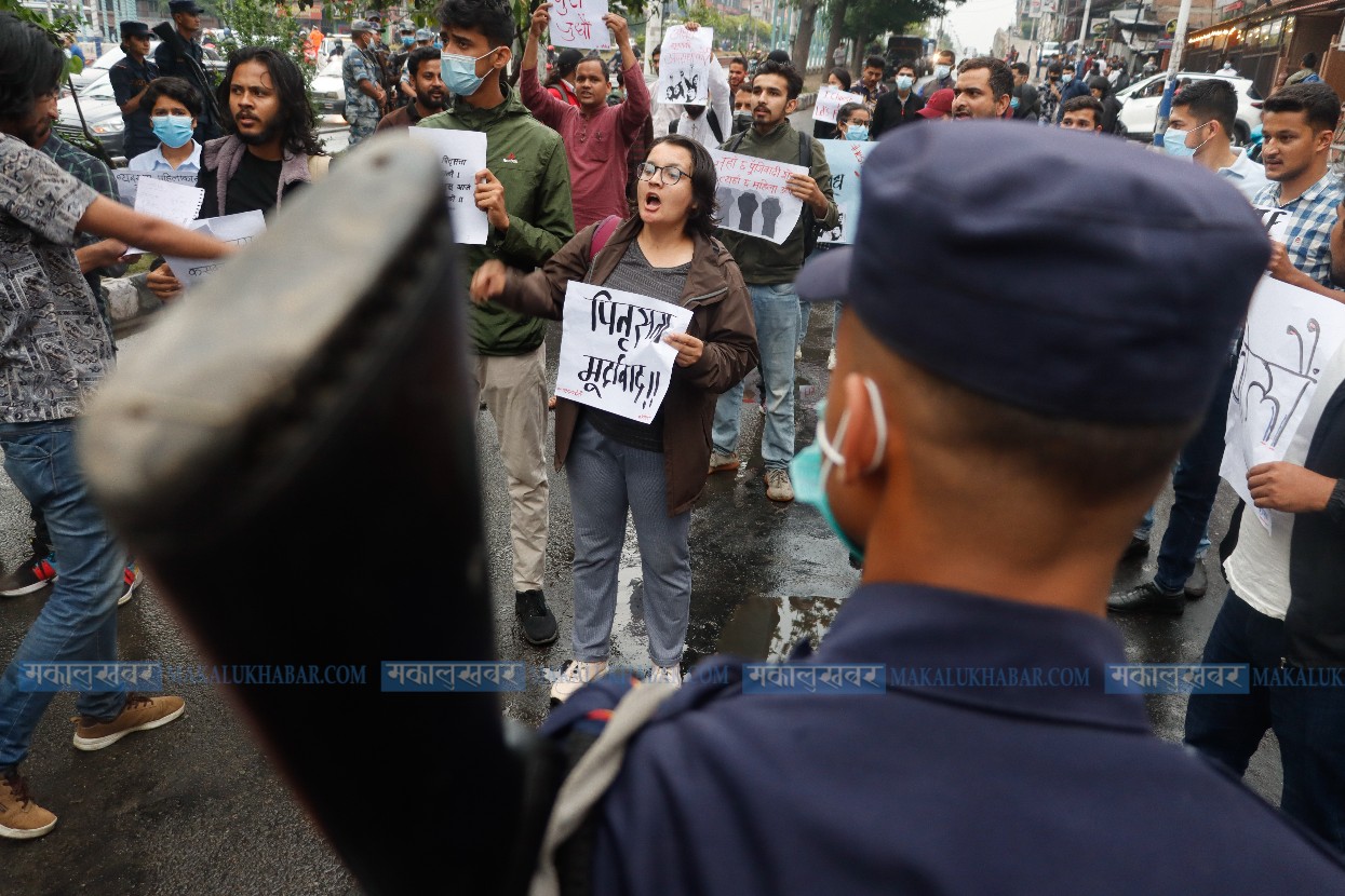 प्रतिरोध समूहद्वारा सर्वोच्च घेराउ (तस्वीरसहित)
