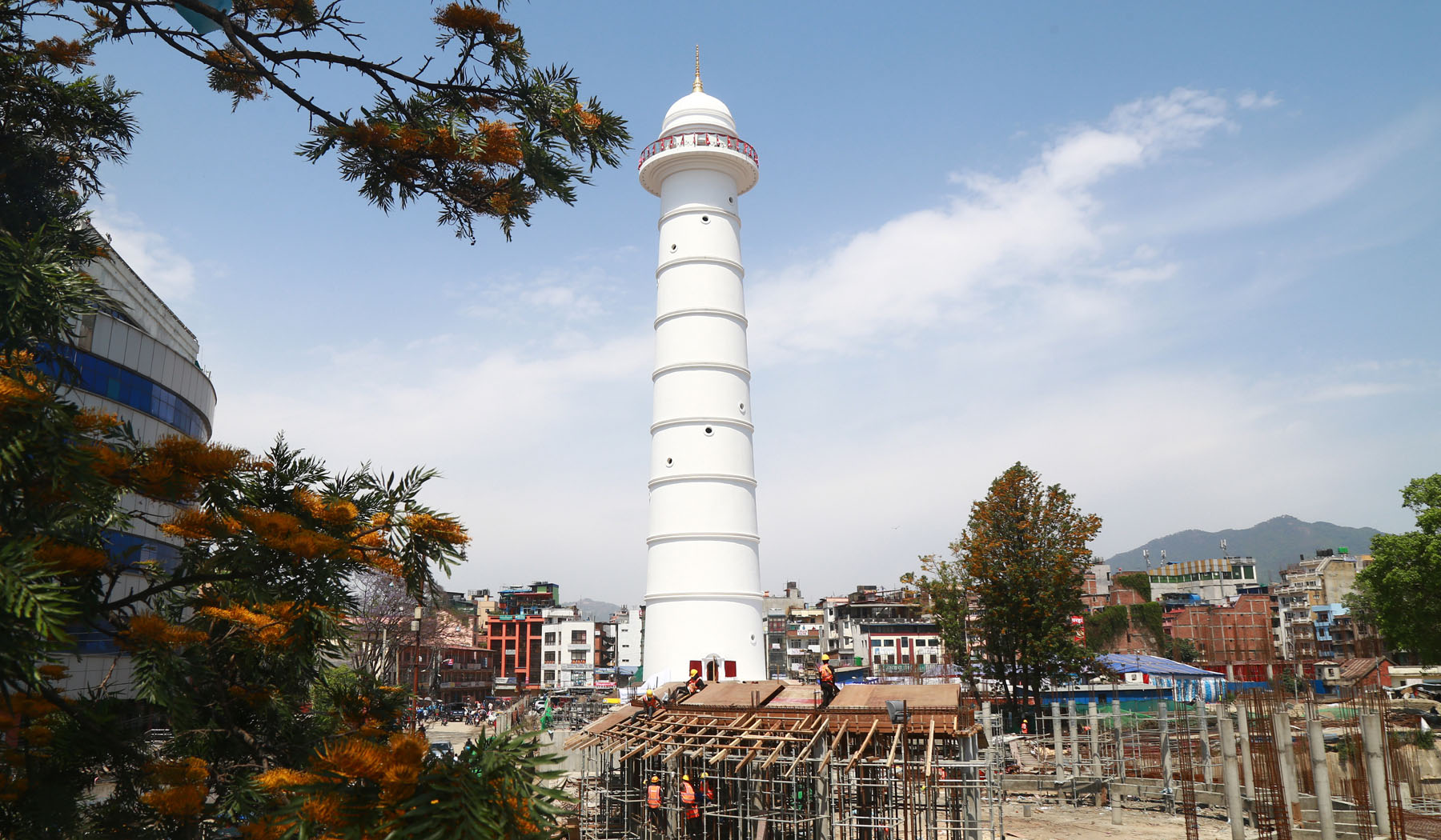 अझै सकिएन धरहरा निर्माण, चौथो पटक समय थप्न माग