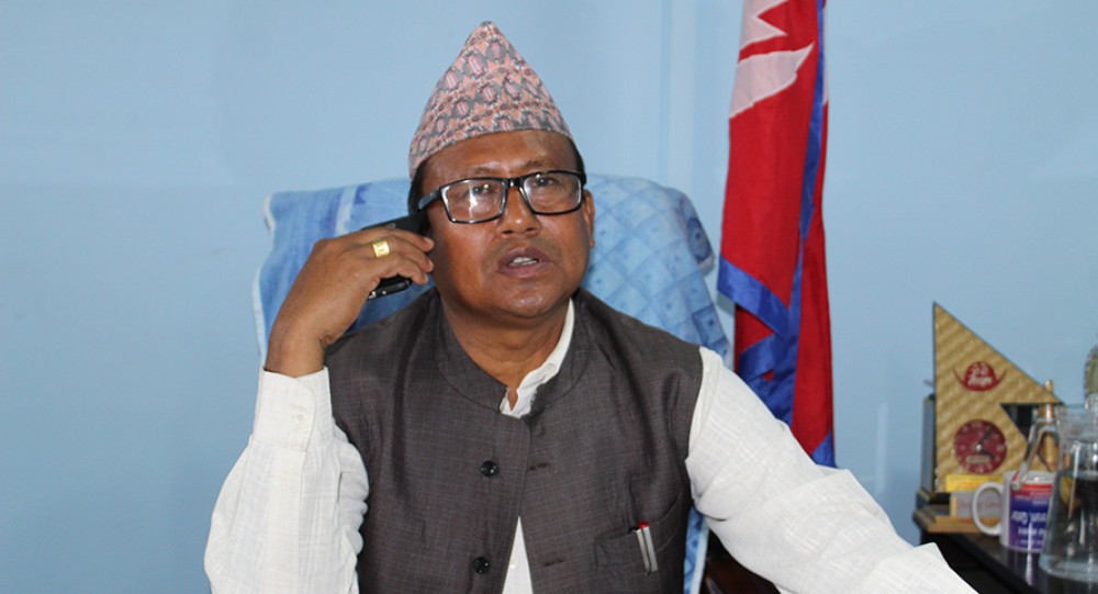इटहरीको मेयरमा एमालेबाट चार जनाको नाम सिफारिस, द्वारिकलाल अटाएनन्