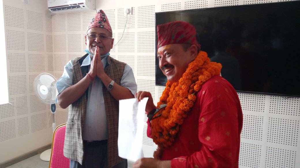 धनगढीको मेयरमा हमाल जित नजिक, उपमेयरमा रानाको अग्रता