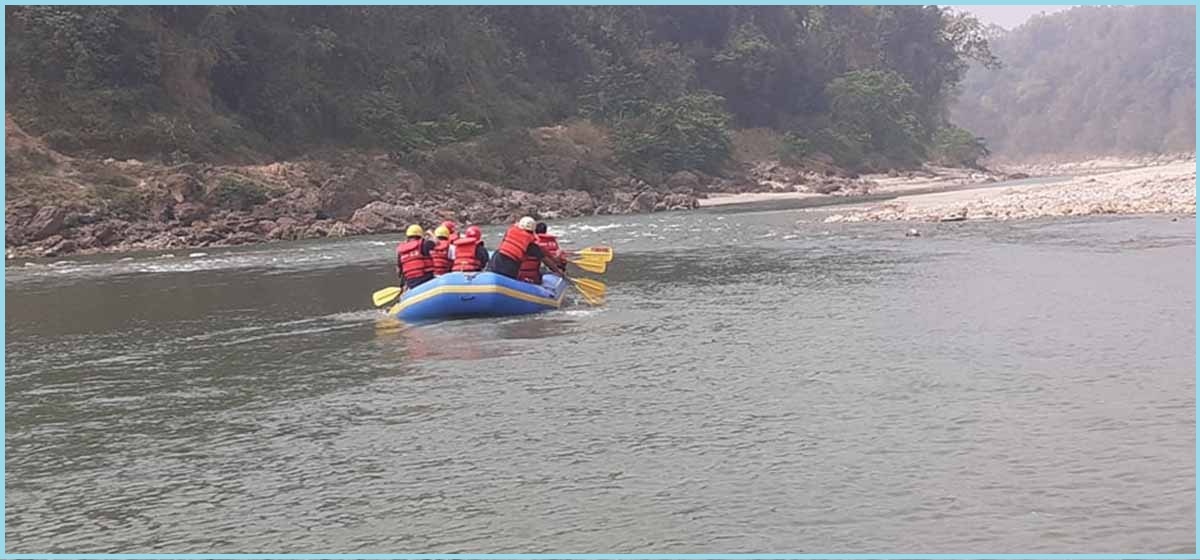 राप्ती नदीमा सुरु भयो जलयात्रा