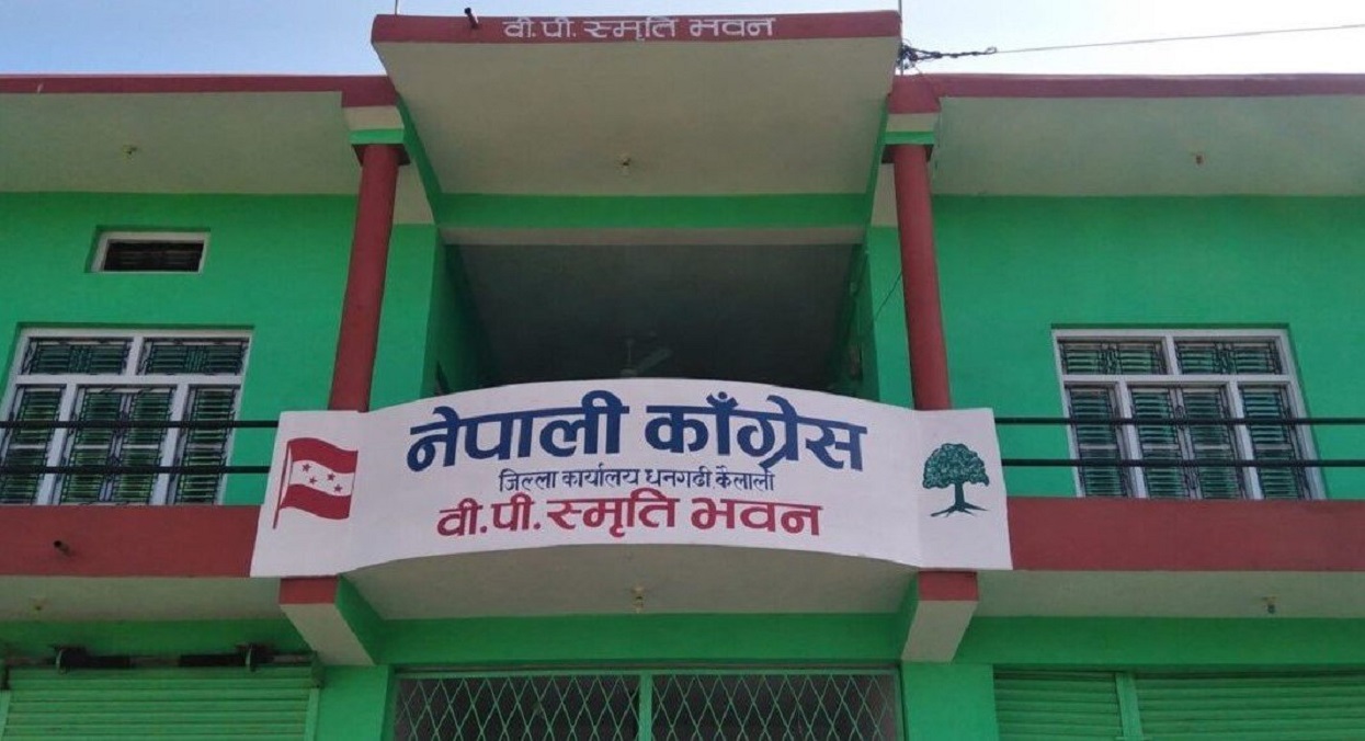 कैलालीमा चुनावी गठबन्धनबारे राय संकलन गर्दै काँग्रेस