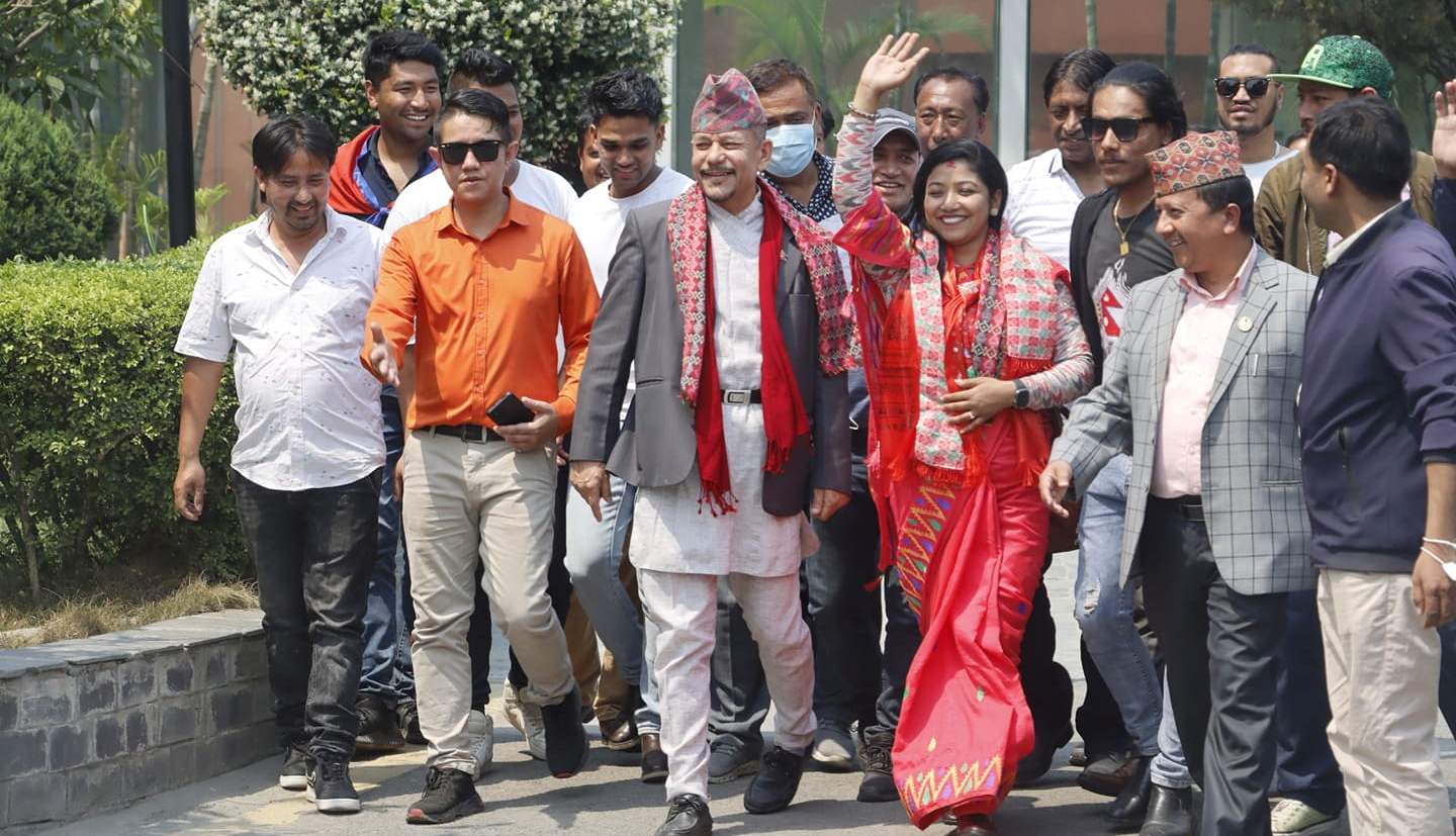 कुन दलबाट कुन पदमा कति पर्‍याे उम्मेदवारी ?
