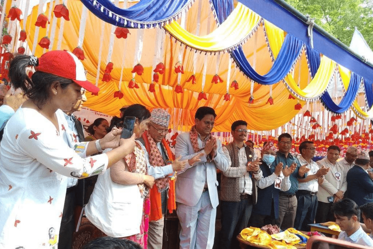 पाँच वडाध्यक्षसहित वेदकोटका मेयर चन्द एकीकृत समाजवादी प्रवेश